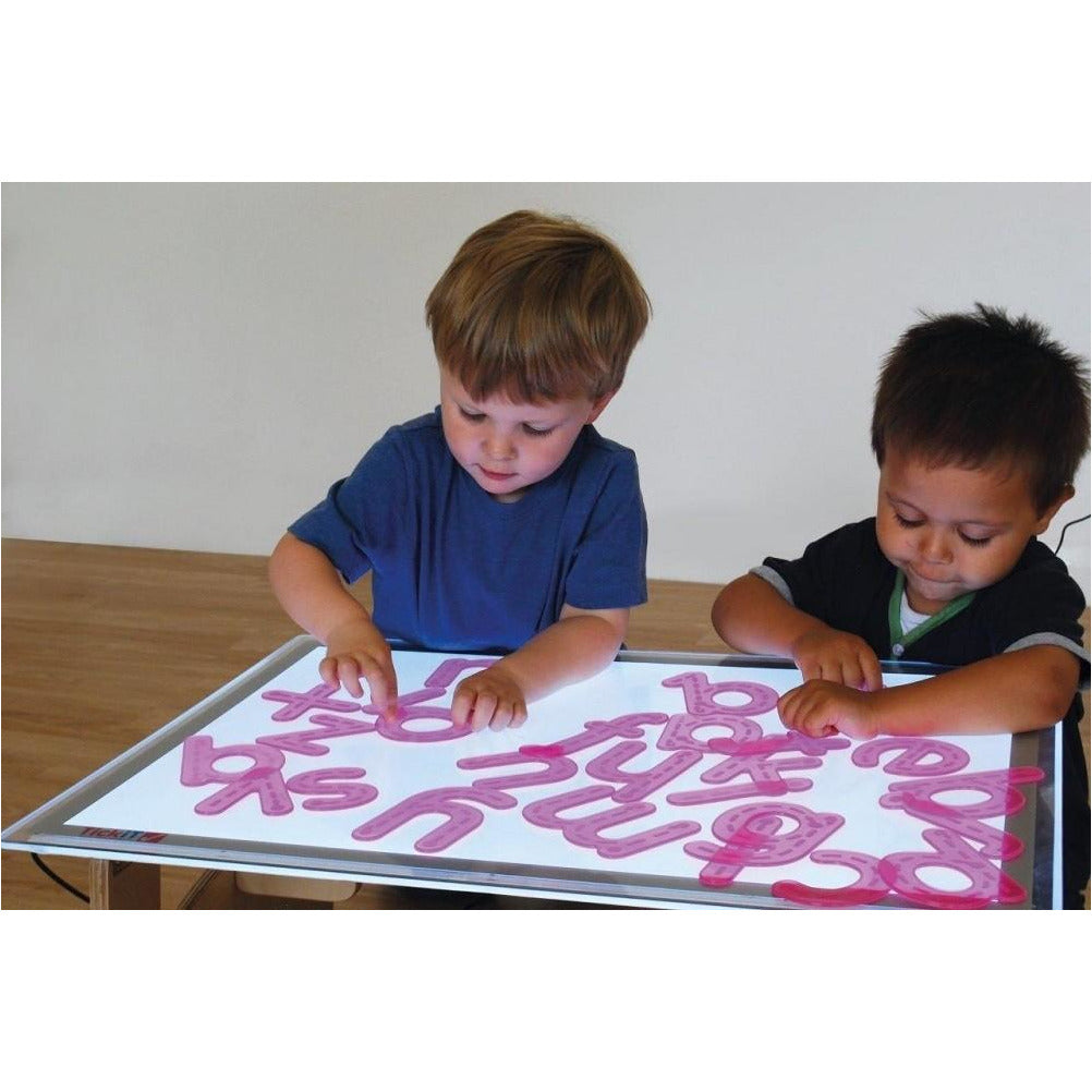 Lettere rosa in silicone Silishapes Tickit - Millemamme